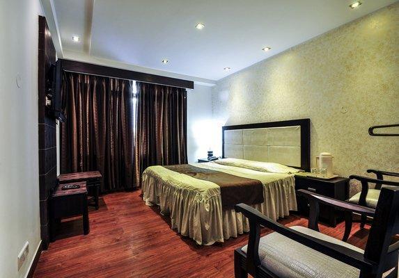 Hotel Ashiana Regency